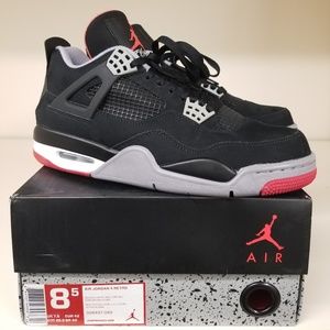 Jordan 4 Retro Black Cement 
(2012)